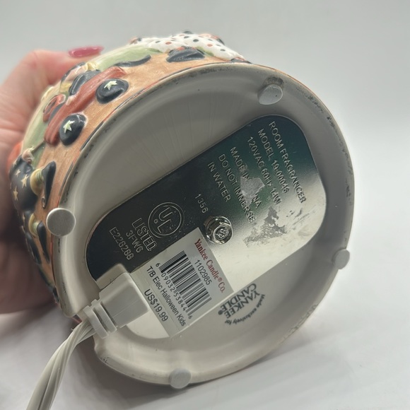 Yankee Halloween Kids tart warmer - Picture 5 of 6